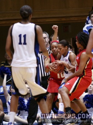 Jasmine Thomas is fouled, Maryland's seventh -  - O10.D5;2, 0:08, 64-62