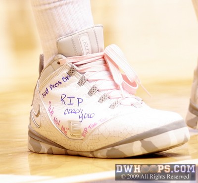 Many players shoes memorialized the late Kay Yow, including those of Georgia Tech's Iasia Hemingway