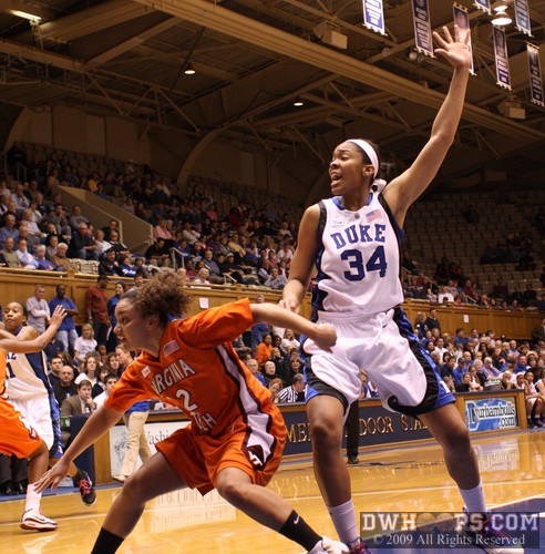 Krystal Thomas calls for the ball on an inbounds play
