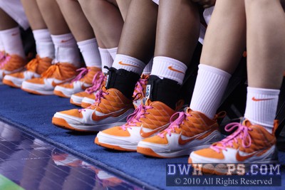 A Clemson tribute to Kay Yow, who was Kristy McKinney's college coach -  - 